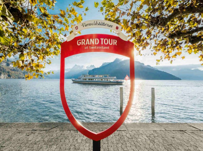 11_Grand Tour of Switzerland - Vierwaldstaettersee - Schoene Aussichten Touristik - swiss-image.ch-Mattias Nutt